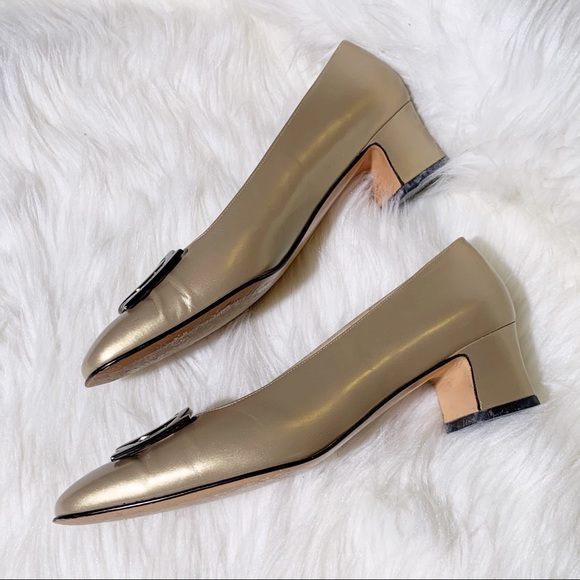 Ferragamo Large Logo Gold Leather Block Kitten Heel Shoes - Picture 3 of 6